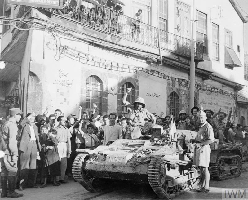 قوات فرنسا الحرة بعد دخولها دمشق، حزيران 1941
