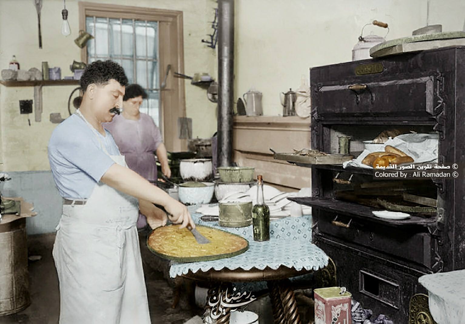 رجل سوري وزوجته في محل حلويات بالحي السوري في نيويورك بين 1920 - 1930