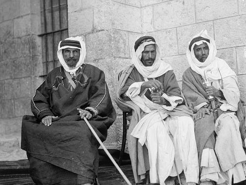 مجموعة قديمة لمجموعة من مشايخ العشائر .. 17 نيسان 1921