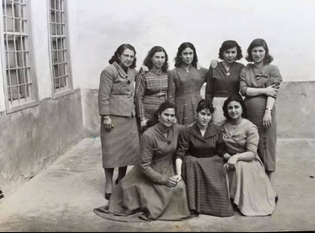 دير الزّور 1959- مجموعة من المعلمّات في مدرسة غرناطة