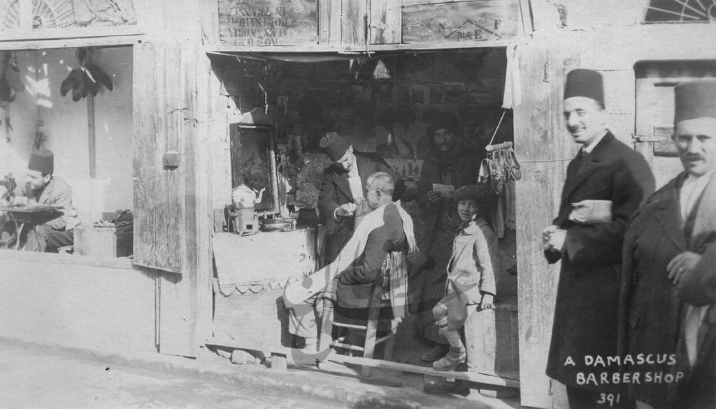 التاريخ السوري المعاصر - الحلاق في دمشق 1930