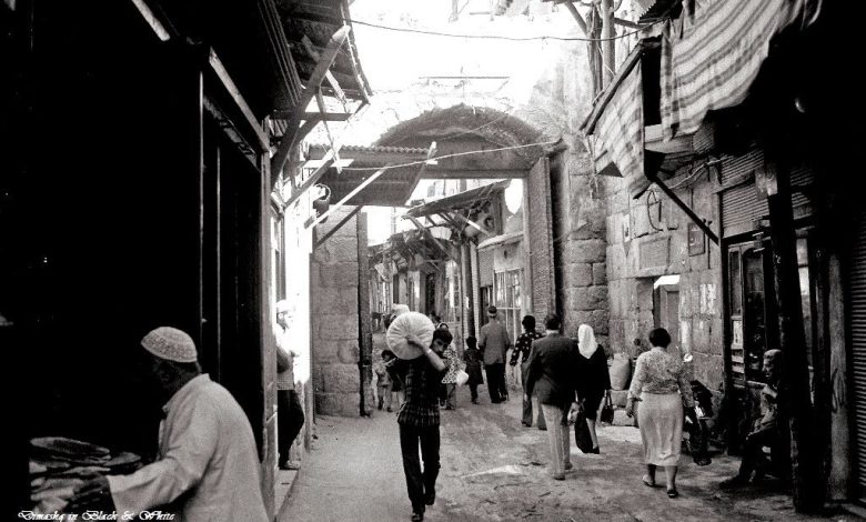 دمشق - باب الفراديس أو باب العمارة في سوق العمارة الجوانية 1982