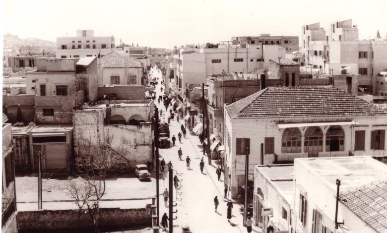 اللاذقية - صورةٌ قديمةٌ لنهاية شارع هنانو..
