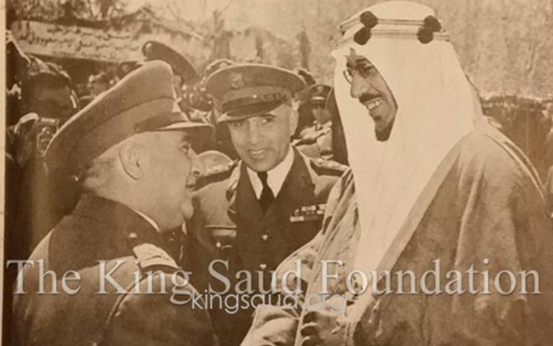 الأمير سعود مع فوزي سلو وأديب الشيشكلي في دمشق 1953