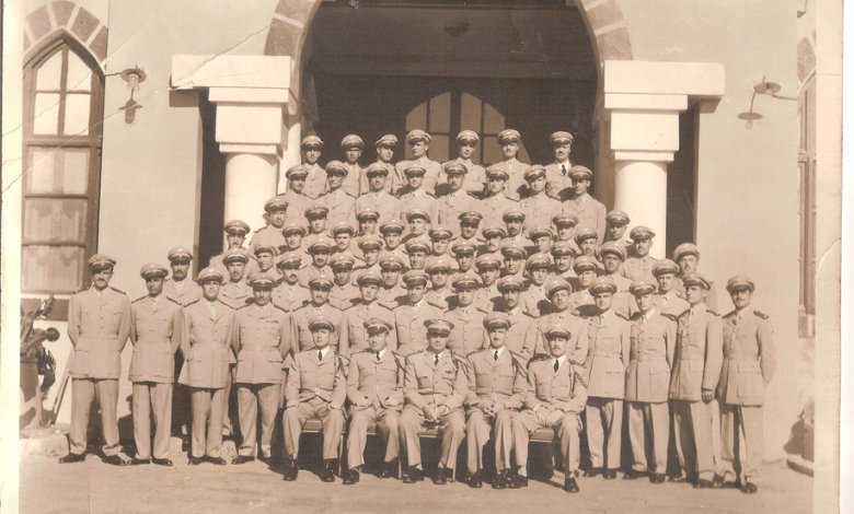 حفل تخرج دفعة ضباط الكلية الحربية عام 1954 - دورة إحسان كم الماظ  