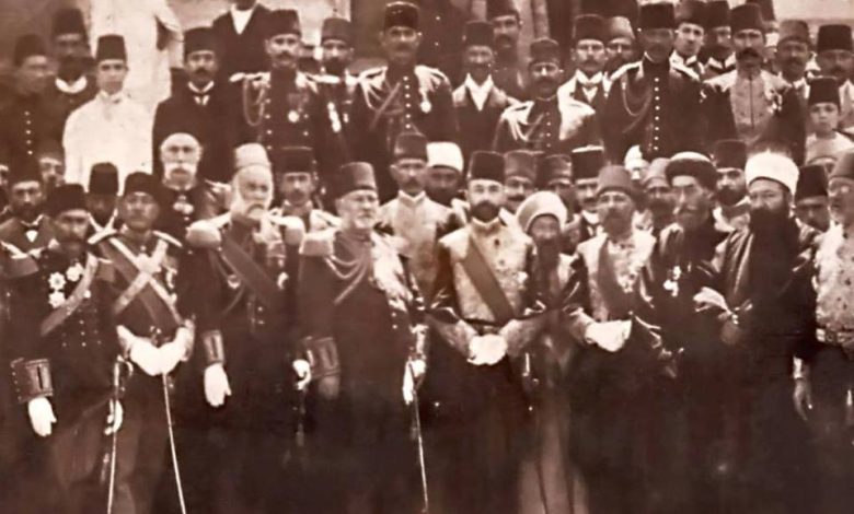 صورة تذكارية للاحتفال الرسمي بإقامة النصب التذكاري للاتصالات البرقية - دمشق 1907