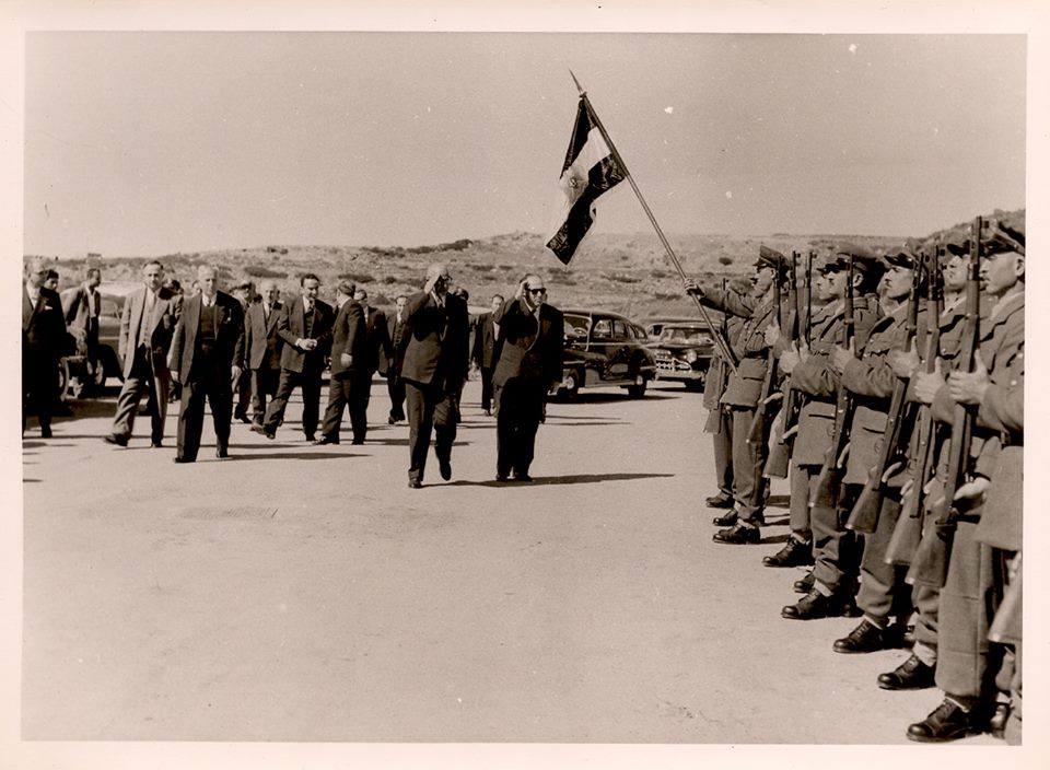 التاريخ السوري المعاصر - إستقبال محافظ اللاذقية ووزير الصحة في القدموس عام 1958