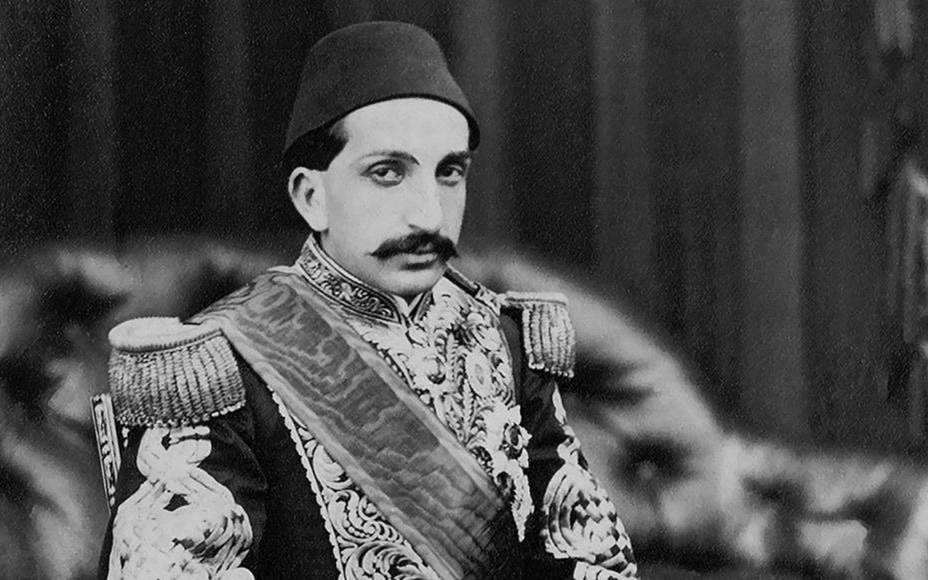 حقيقة السلطان عبد الحميد الثاني في شهادة تنشر للمرة الأولى