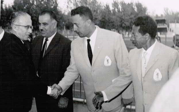 دمشق 1962-  ناظم القدسي في افتتاح الملتقى الدولى لألعاب القوى لدول العراق والاردن وسورية