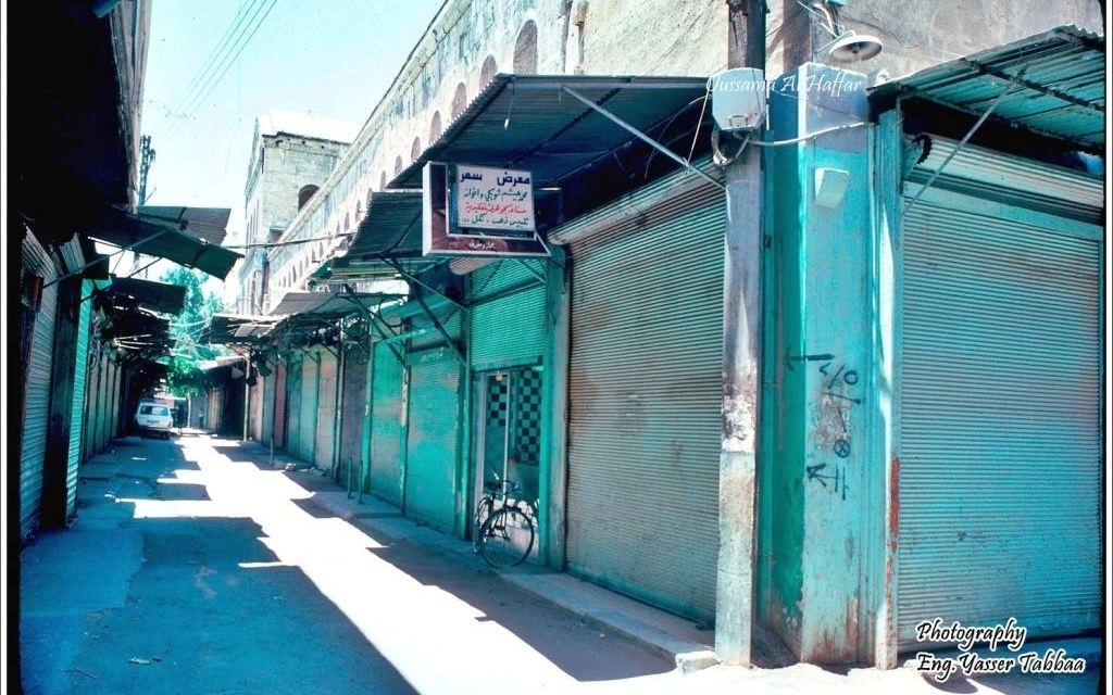 دمشق 1983 - خلف المسجد الأموي - القباقبية قبل إزالة المحال التجارية