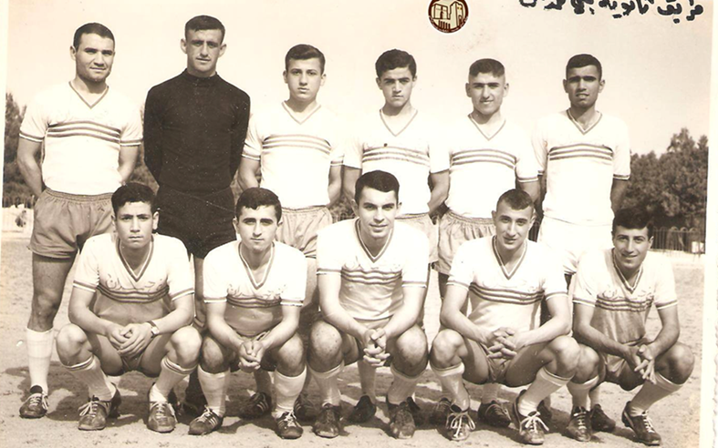 فريق ثانوية بني حمدان في ملعب السابع من نيسان بحلب