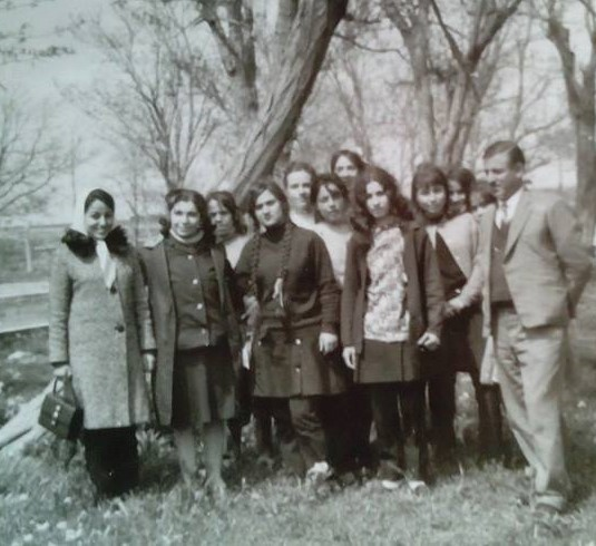 التاريخ السوري المعاصر - توفيق حمزة.. أحد رواد الحركة الكشفية في السويداء في رحلة مدرسية عام 1969