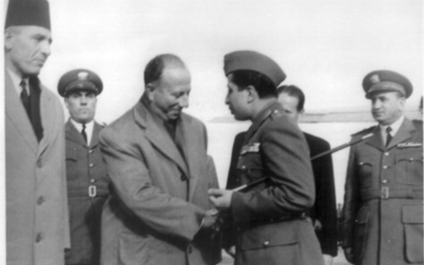 فيضي الأتاسي وملك العراق فيصل الثاني