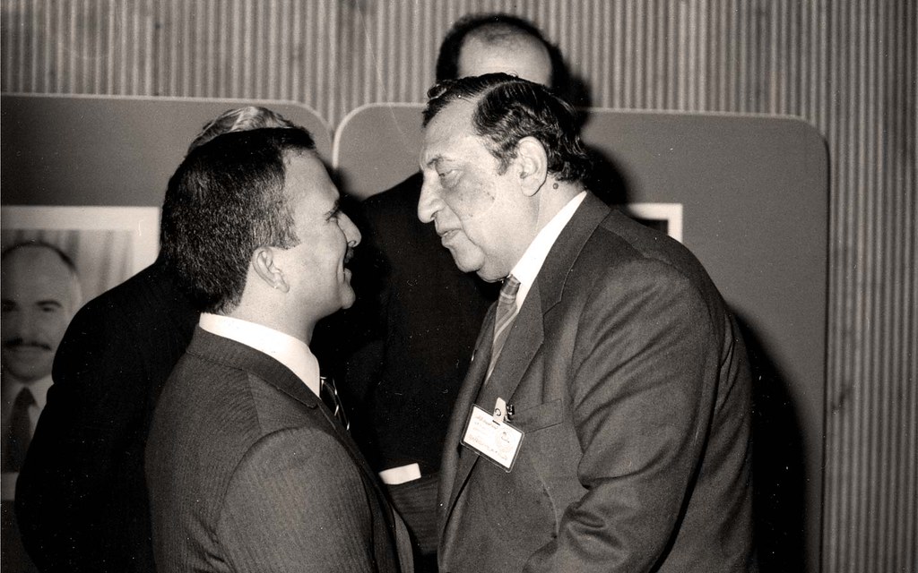 عمر بهاء الدين الأميري والأمير حسن بن طلال عام 1983