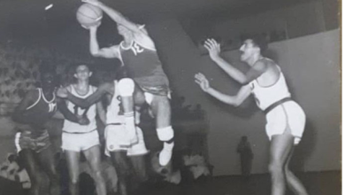 شامل داغستاني مع نادي القادسية الكويتي عام 1966