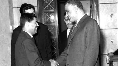 جمال عبد الناصر يستقبل يوسف الزعين عام 1966 (1)