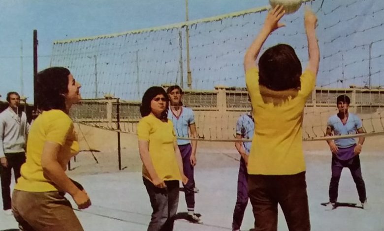 الرقة  1972- طلاب أحد مدارس مدينة الطبقة