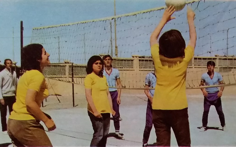 الرقة  1972- طلاب أحد مدارس مدينة الطبقة