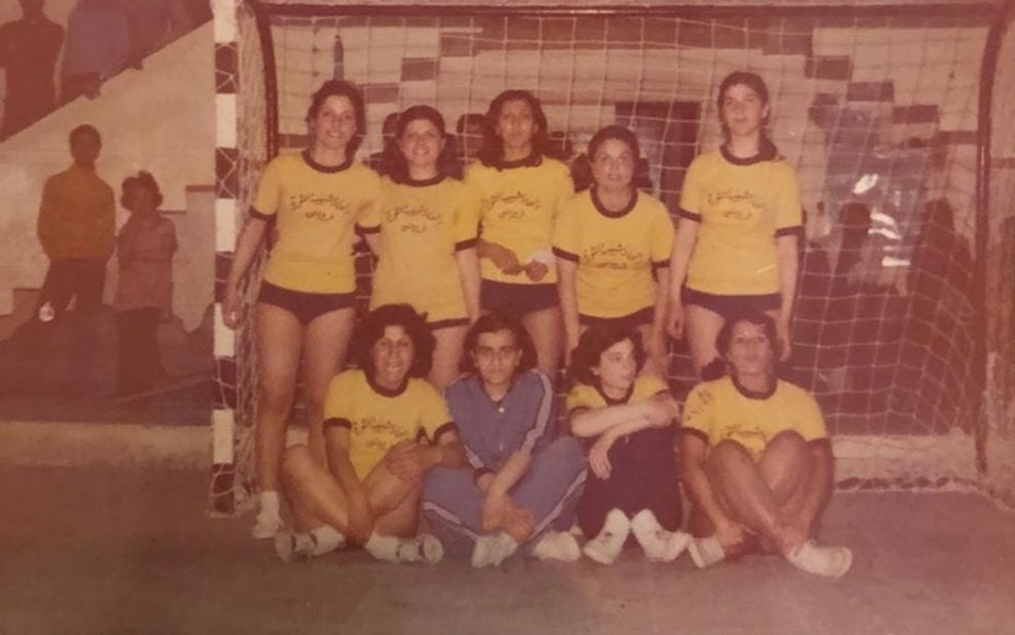 فريق سيدات اتحاد شبيبة الثورة - فرع دمشق لكرة اليد عام 1977