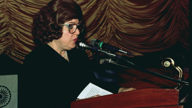 دمشق 1989- نجاح العطار  في افتتاح مهرجان دمشق السينمائي السادس (1)