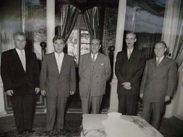 التاريخ السوري المعاصر - شكري القوتلي وحسن جبارة مع وفد روسي في دمشق عام 1957