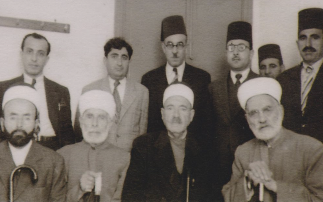 تكريم الشيخ صالح العلي في مدينة اللاذقية عام 1945م 