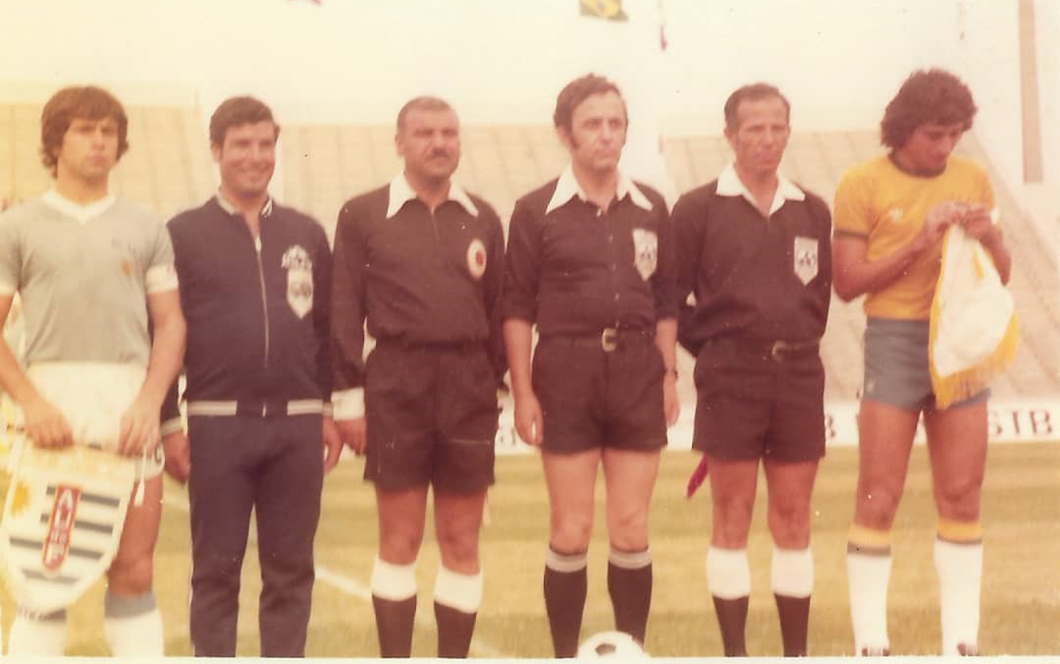 فاروق بوظو في الدور قبل النهائي لبطولة كأس العالم للشباب في تونس عام 1977