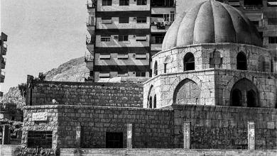 التاريخ السوري المعاصر - دمشق 1986- المدرسة الركنية في ساحة شمدين قبل بناء القبة الثانية