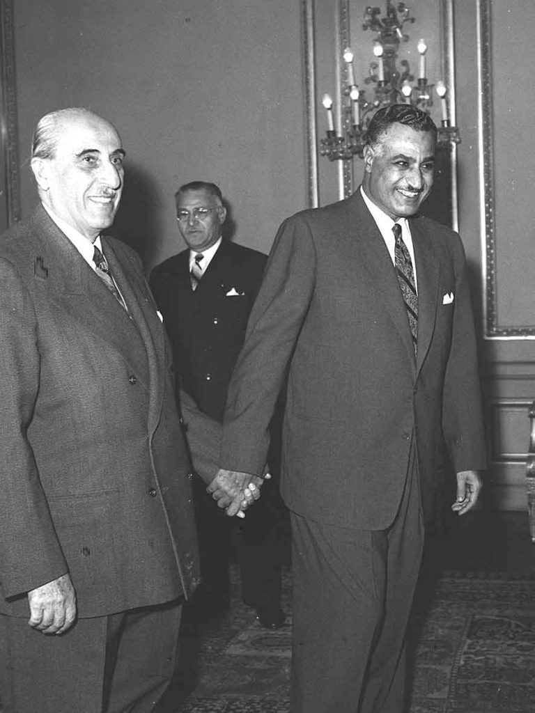 التاريخ السوري المعاصر - جمال عبد الناصر يستقبل شكري القوتلي بالقاهرة عام 1959 