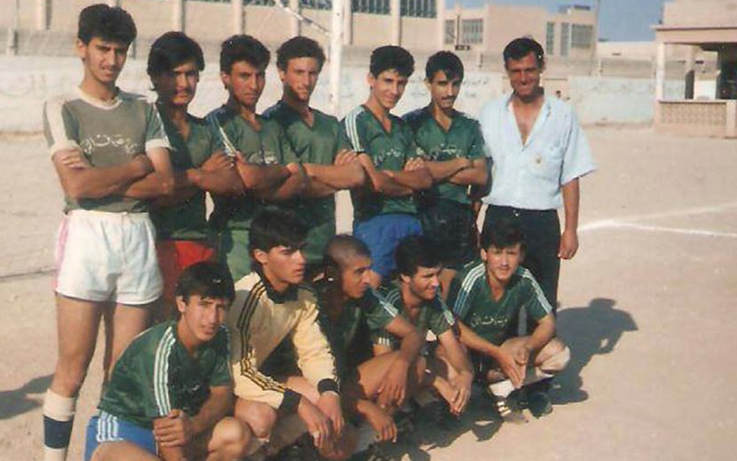 فريق نادي مصياف بكرة القدم - ملعب سلمية عام 1990