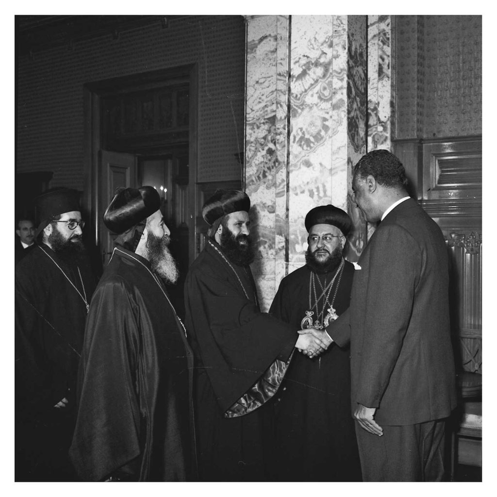 التاريخ السوري المعاصر - جمال عبد الناصر يستقبل بطريرك السريان الأرثوذكس عام 1959(3)