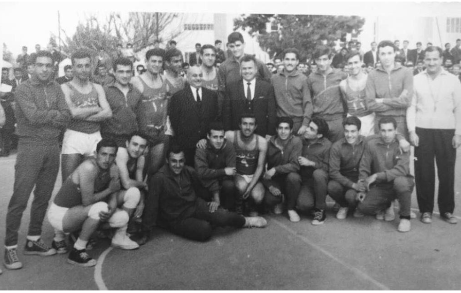 منتخب جامعتي دمشق وحلب بكرة السلة عام 1964