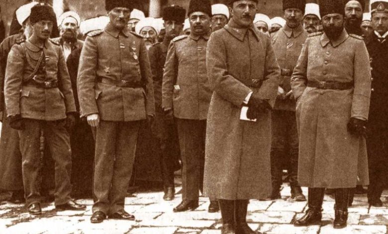 التاريخ السوري المعاصر - مصطفى كمال -أتاتورك، أنور باشا، جمال باشا، وخلفهم علماء دمشق عام 1917م