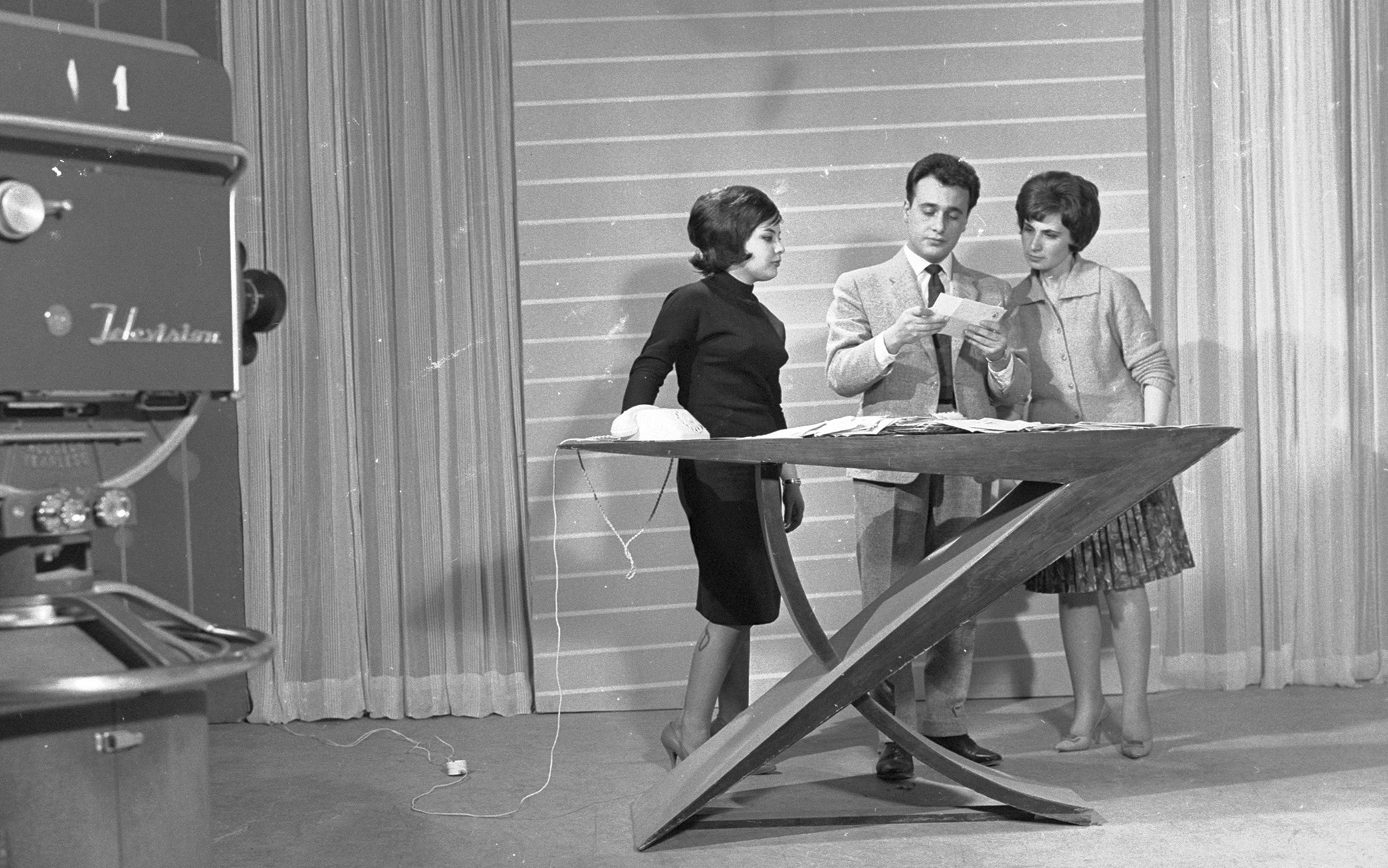 خلدون المالح في أول برنامج مسابقات في التلفزيون السوري عام 1960