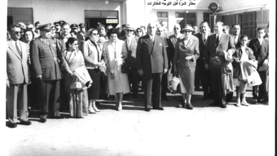 التاريخ السوري المعاصر - شكري القوتلي ومرافقيه في مطار المزة قبل التوجه إلى تدمر والقامشلي 1957