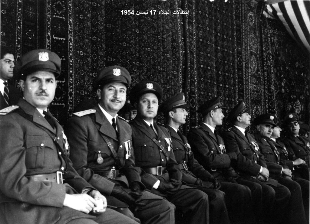 التاريخ السوري المعاصر - ضباط من الجيش - احتفال عيد الجلاء 1954 (6)