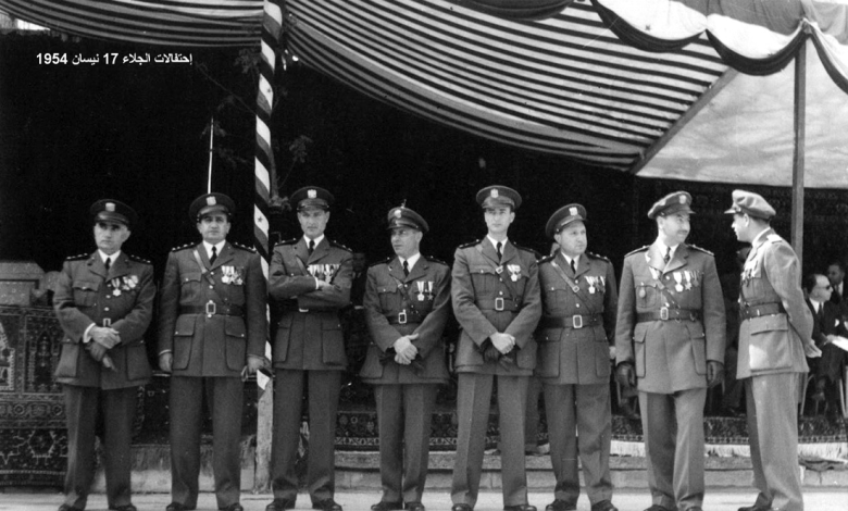 التاريخ السوري المعاصر - ضباط من الجيش السوري - احتفال عيد الجلاء 1954 (3)