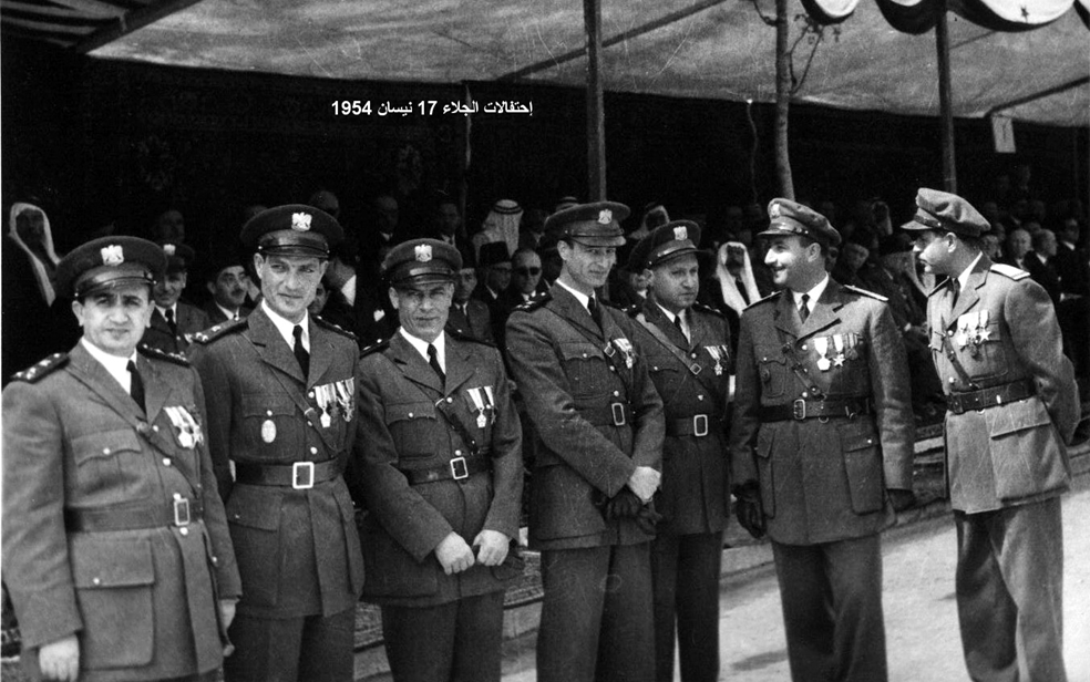 ضباط من الجيش السوري - احتفال عيد الجلاء 1954 (1)