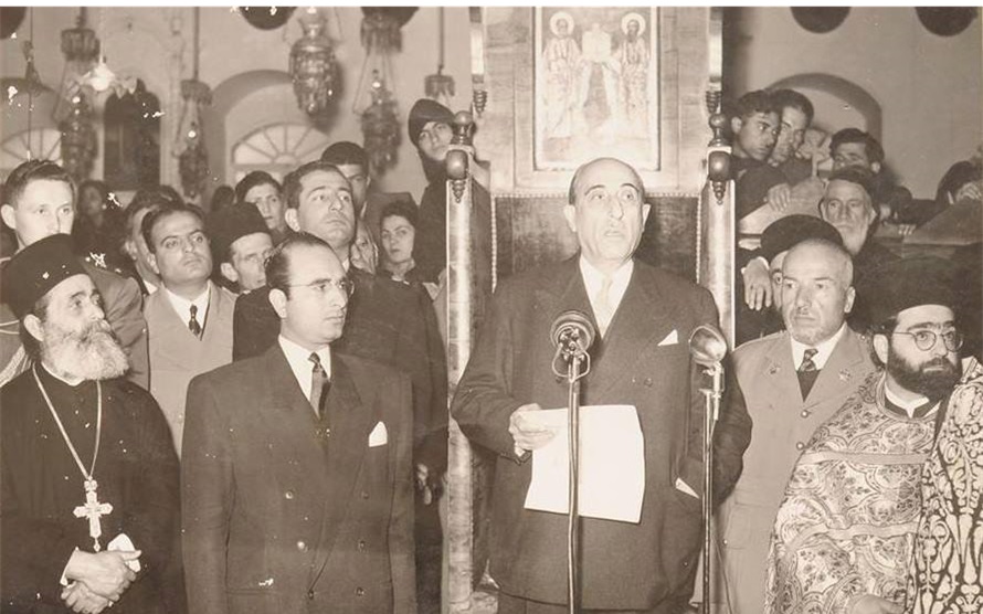 شكري القوتلي يلقي كلمة في المريمية في قداس وجناز جول جمال