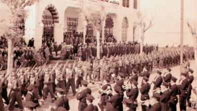 التاريخ السوري المعاصر - عرضٌ عسكريٌّ أمام الكازينو.. بحضور فوزي سلو وأديب الشيشكلي عام 1953م