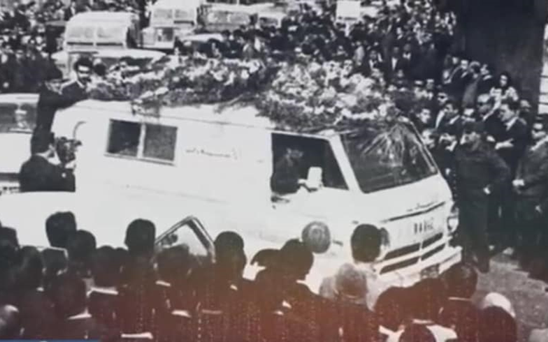 جنازة عبد الكريم الجندي أمام المشفى الطلياني 1969