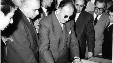 توفيق نظام الدين في زيارة مركز لرعاية المكفوفين في دمشق عام 1956 (3)