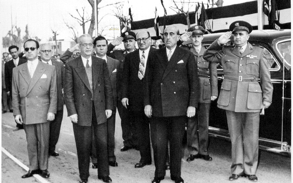 شكري القوتلي وأحد الضيوف وصبري العسلي واللواء توفيق نظام الدين 1956