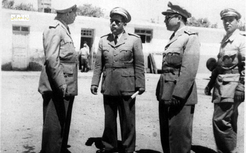 توفيق نظام الدين في زيارة لدورة المحاسبة الثانية 1952