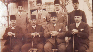 فوزي باشا البكري مع بعض أفراد العائلة