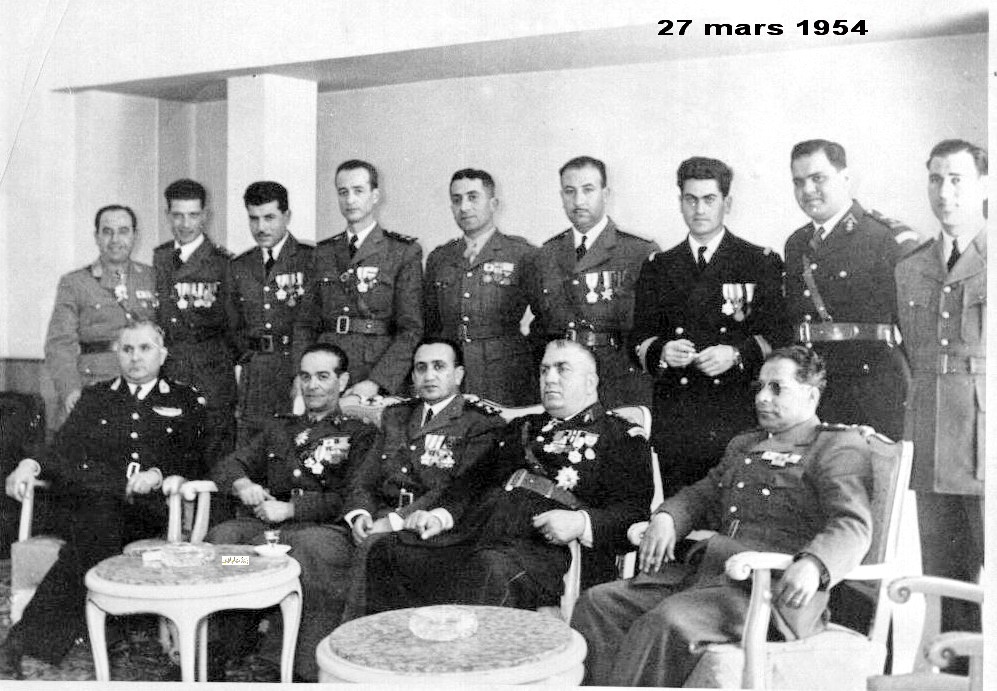 التاريخ السوري المعاصر - توفيق نظام الدين ومجموعة من ضباط الجيش 1954