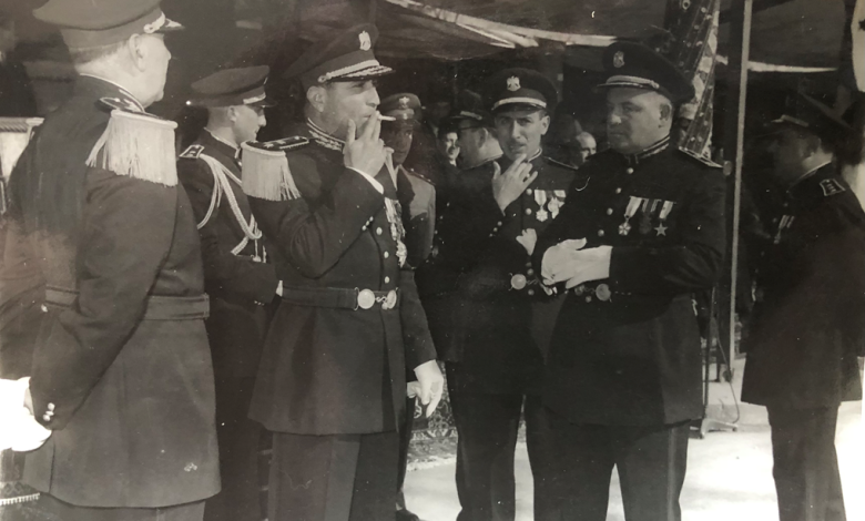 ضباط رئاسة أركان الجيش السوري في احتفالات عيد الجلاء 1953م (6)