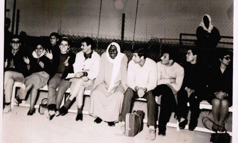 الوفد الرياضي الجامعي في جامعة دمشق في زيارته لمدينة الكويت 1966