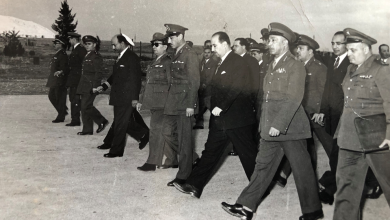 الوفدان السوري والمصري في مراسم توقيع اتفاقية القيادة المشتركة عام 1955