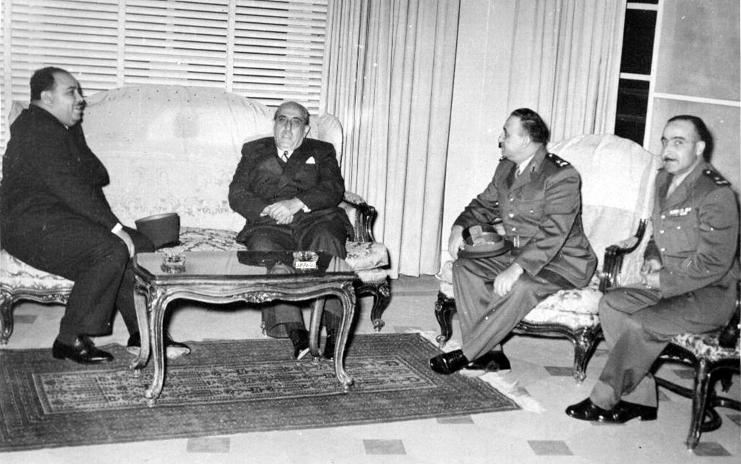 شكري القوتلي واحد الضيوف وتوفيق نظام الدين